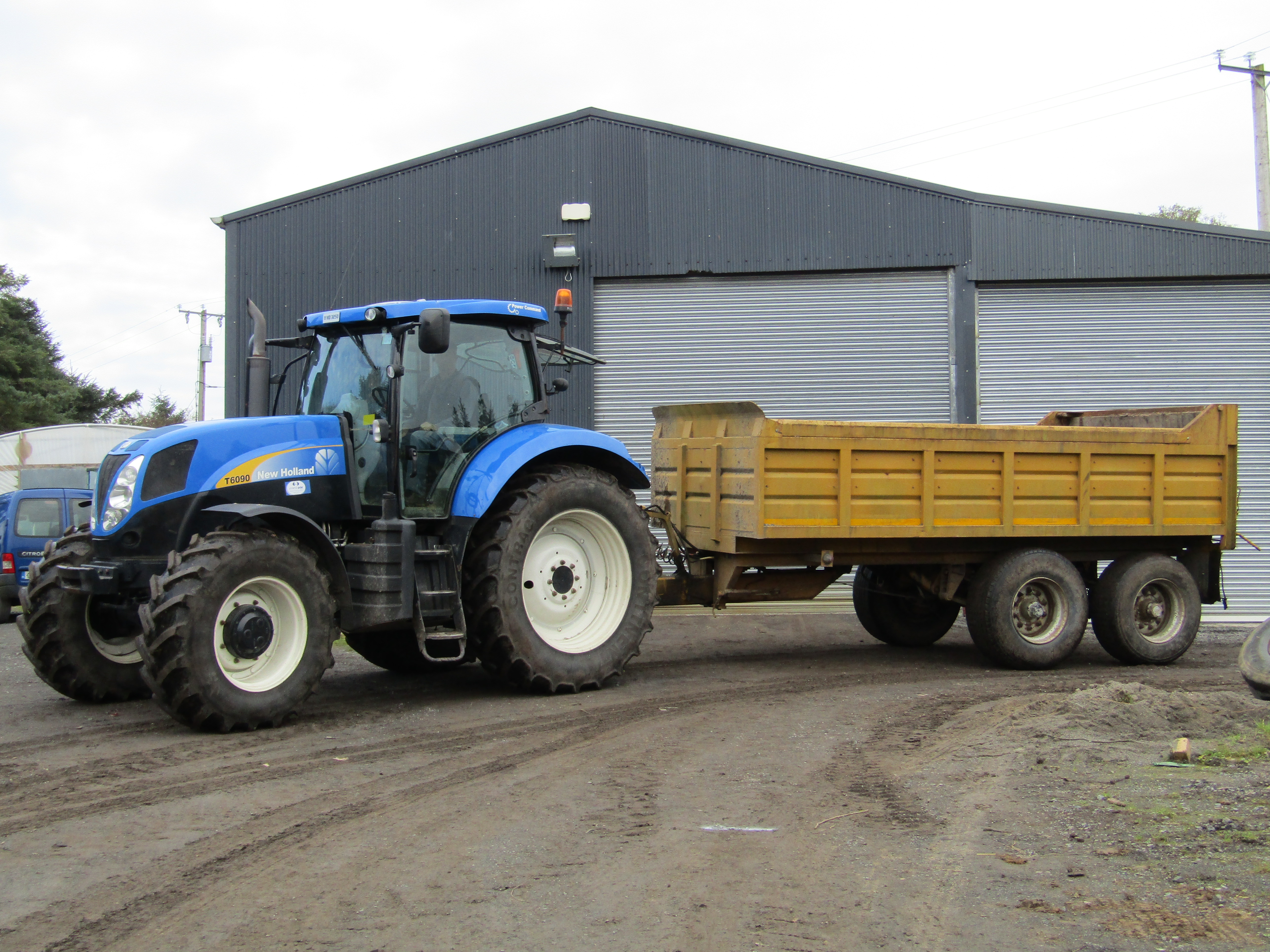 declan mc ellin plant hire logo